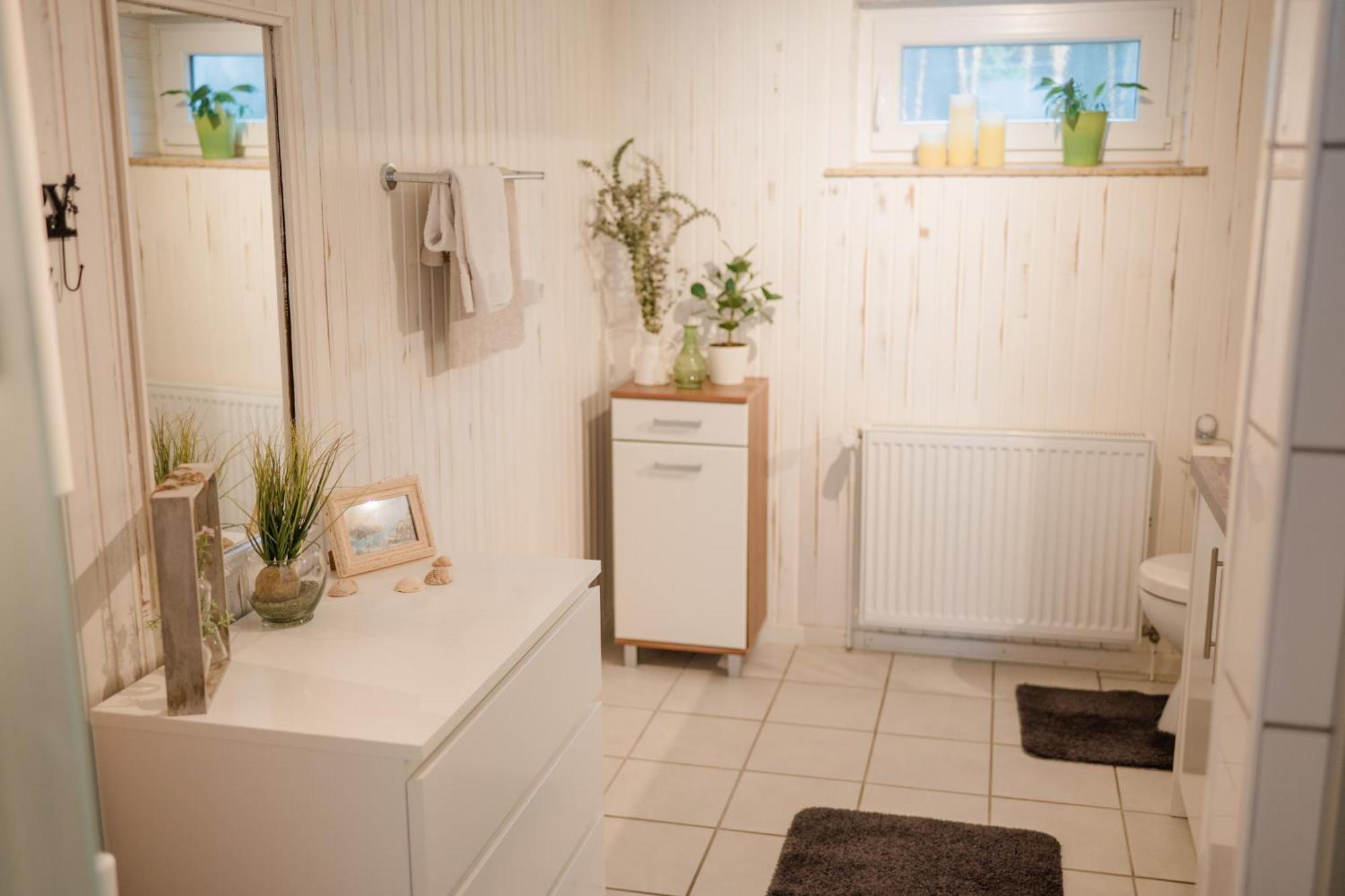 Buchlindenweg - Zimmer & Ferienwohnung Breitscheid  Dış mekan fotoğraf