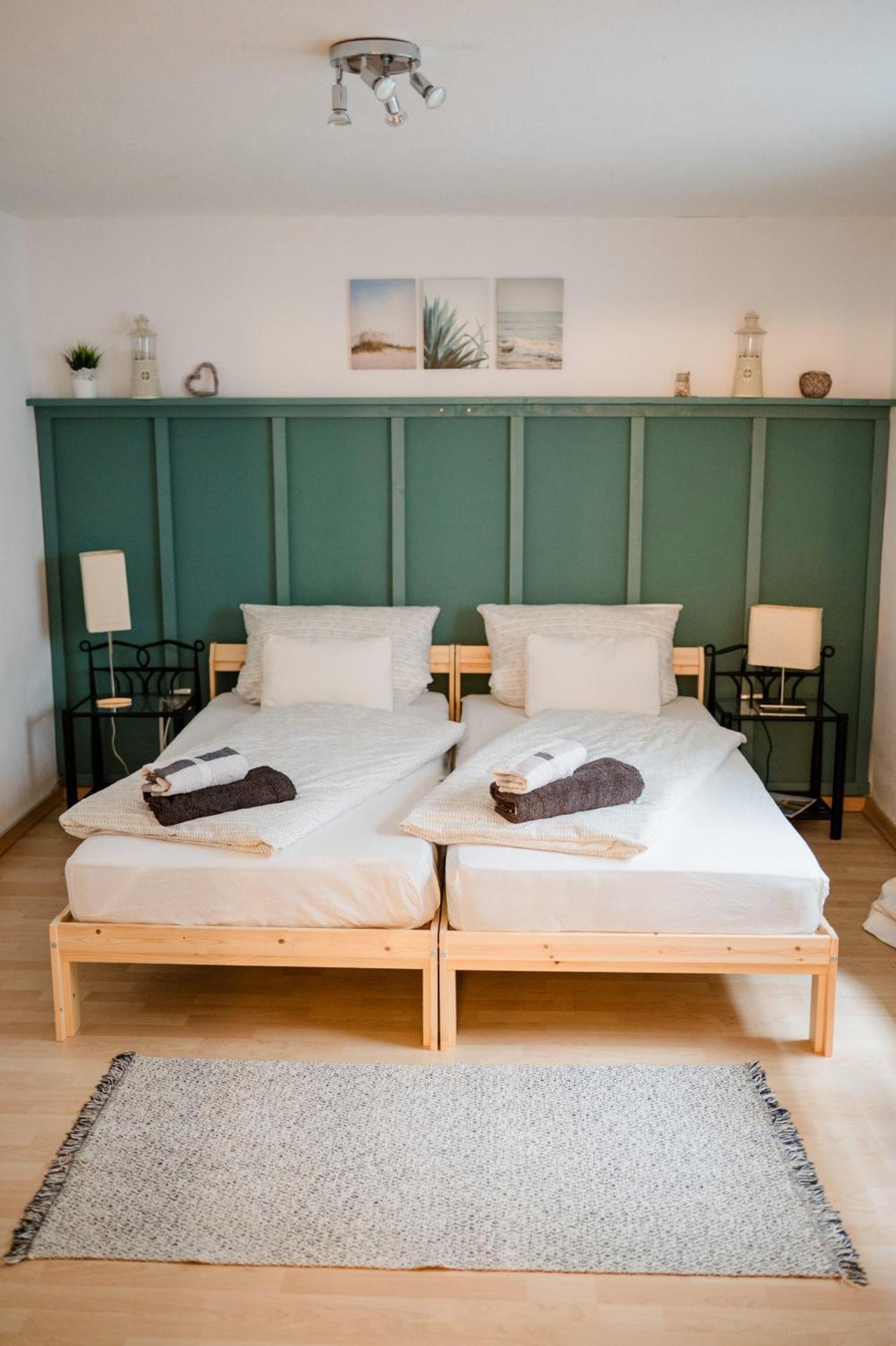 Buchlindenweg - Zimmer & Ferienwohnung Breitscheid  Dış mekan fotoğraf